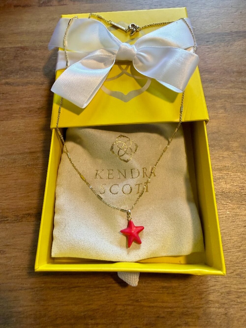 Kendra Scott - Parker Starfish Short Pendant Necklace, adjustable length
